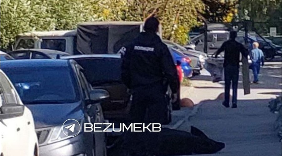 На Вторчермете из окна высотки выпал человек